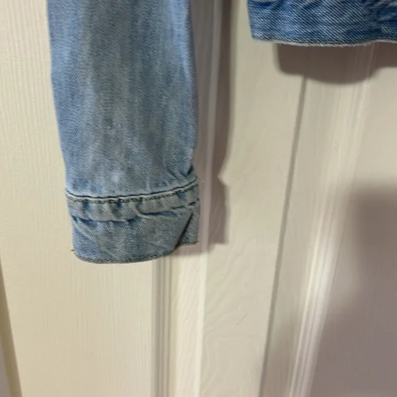 Jean jacket - Picture 3 of 6